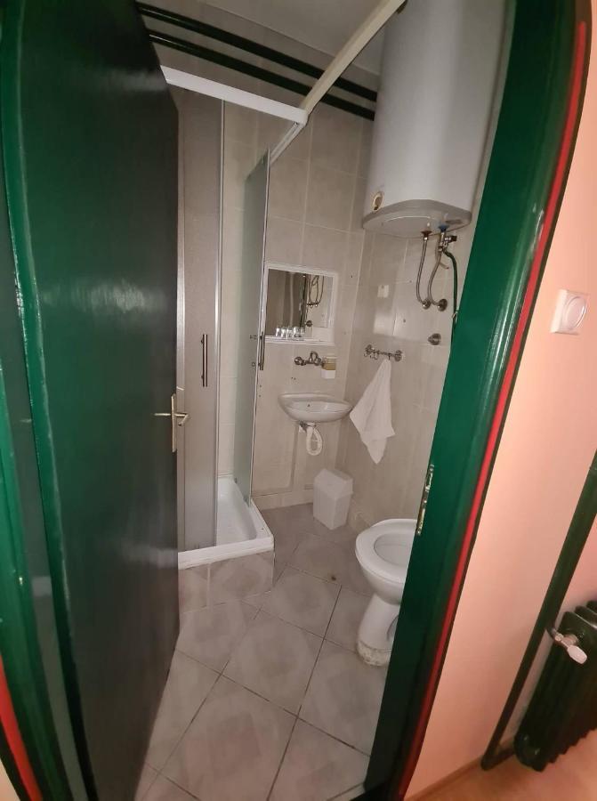 Fogado Hotel Палич Екстериор снимка