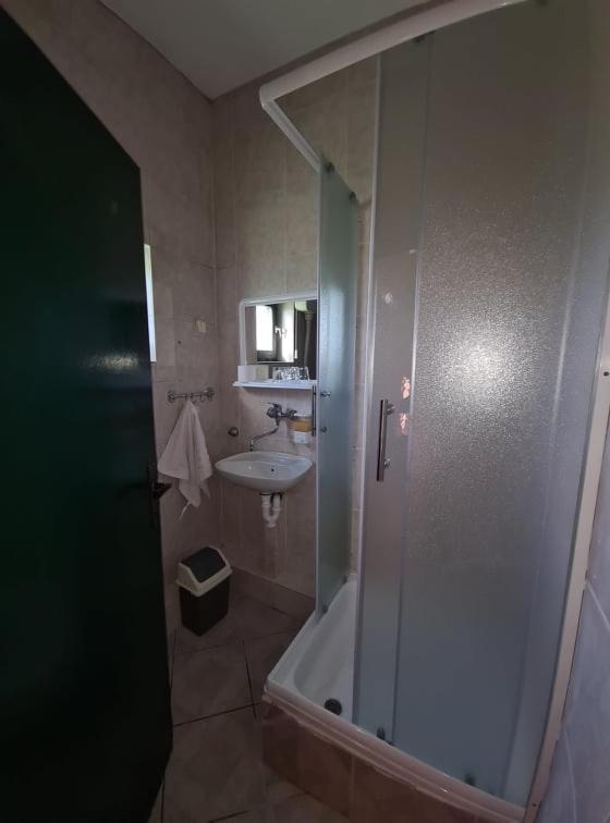 Fogado Hotel Палич Екстериор снимка