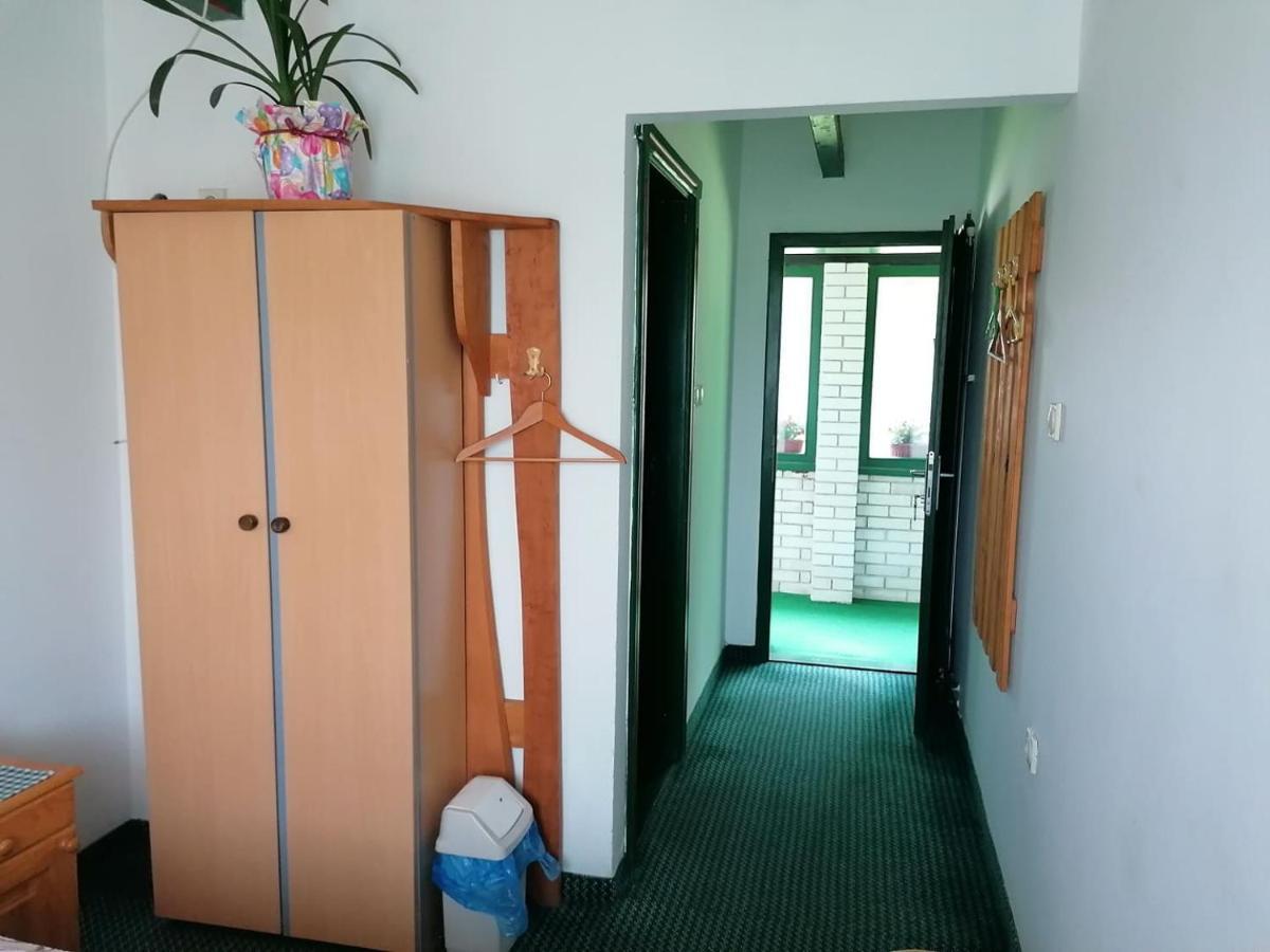 Fogado Hotel Палич Екстериор снимка